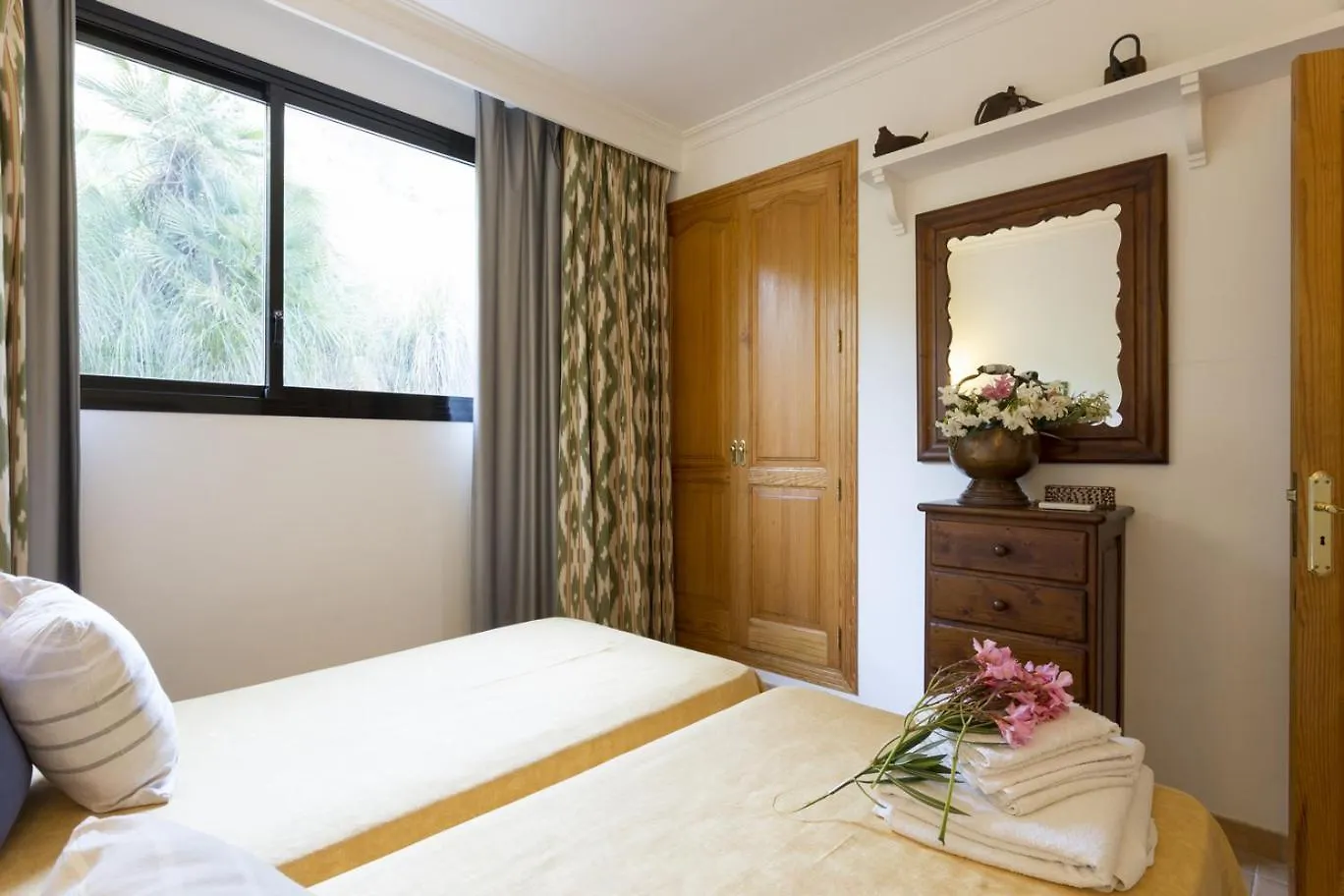 Villa With Private Mountain Ideal Runners Trailers Near Beach Approx 5 Min Walking Beach,Property Belong Puerto Pollensa Villas And Apartments Pollenca